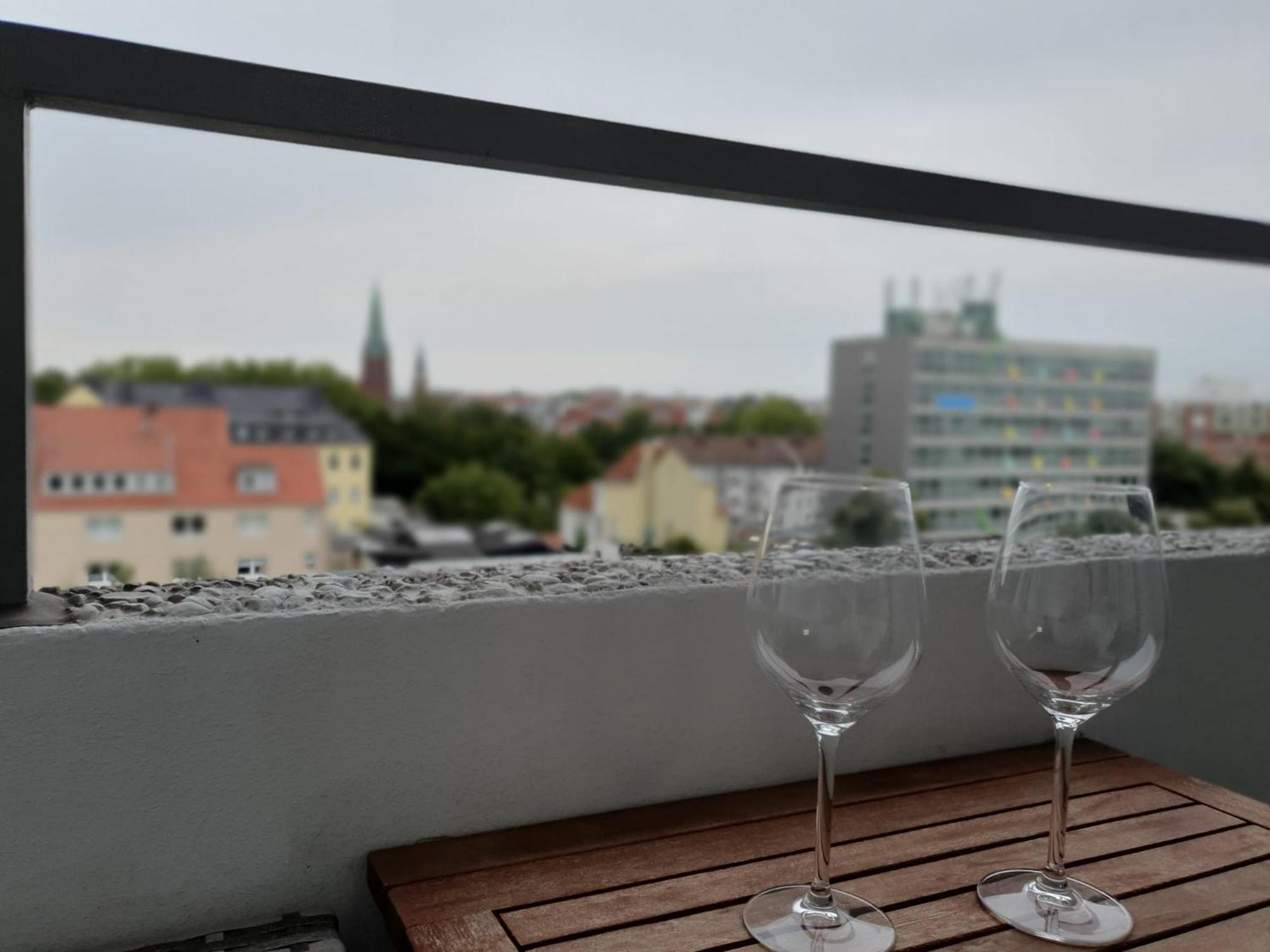 Moebeliertes Wohnen Auf Zeit Am Yachthafen Apartamento Bremerhaven Exterior foto
